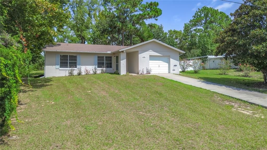 For Sale: $239,000 (2 beds, 2 baths, 1130 Square Feet)