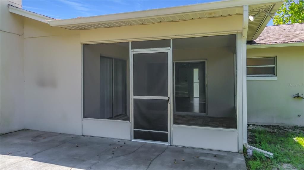 For Sale: $239,000 (2 beds, 2 baths, 1130 Square Feet)