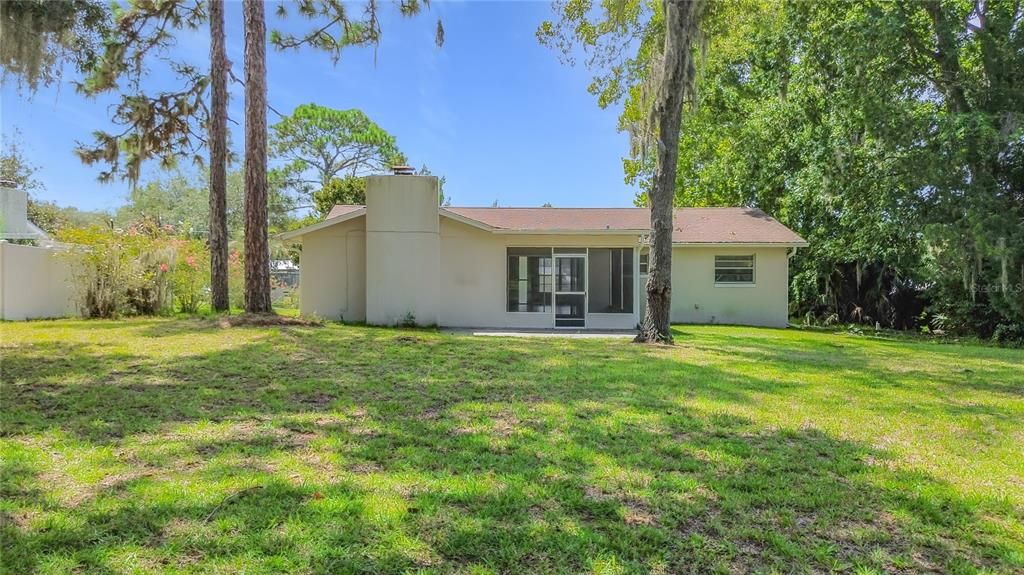 For Sale: $239,000 (2 beds, 2 baths, 1130 Square Feet)