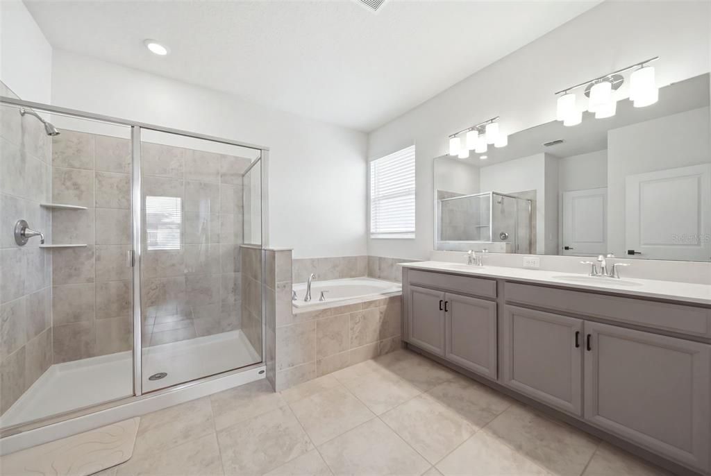 For Sale: $629,000 (4 beds, 3 baths, 2136 Square Feet)
