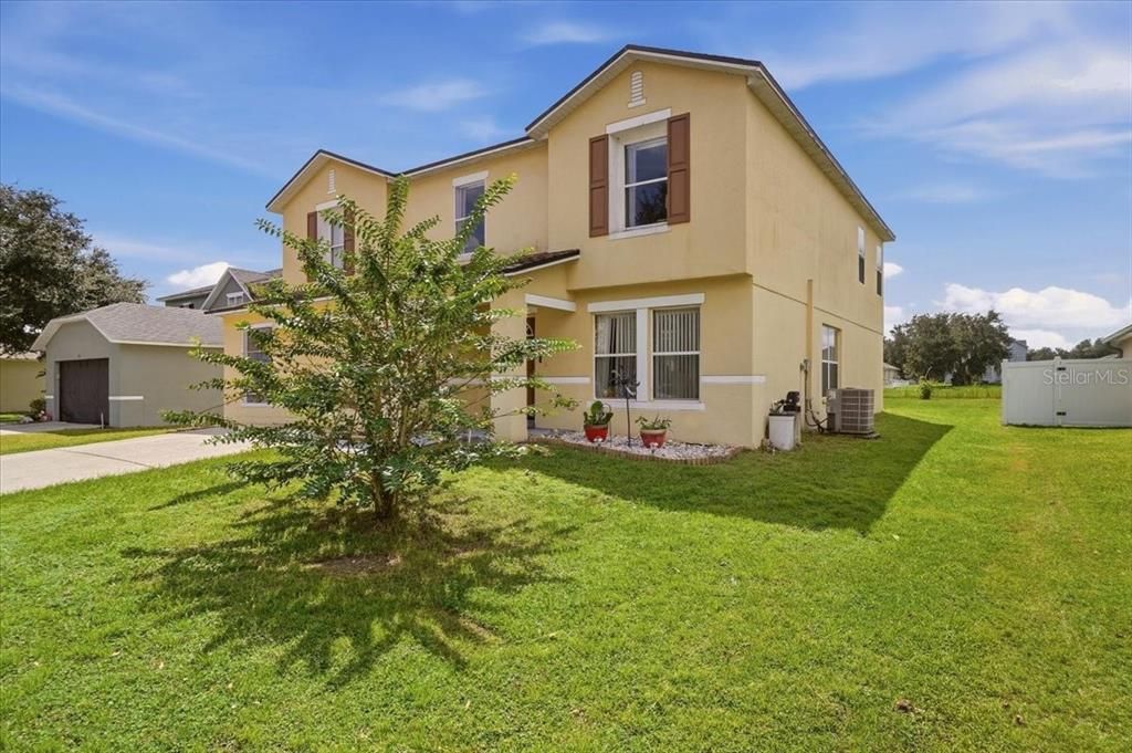 En Venta: $329,900 (4 camas, 2 baños, 2870 Pies cuadrados)