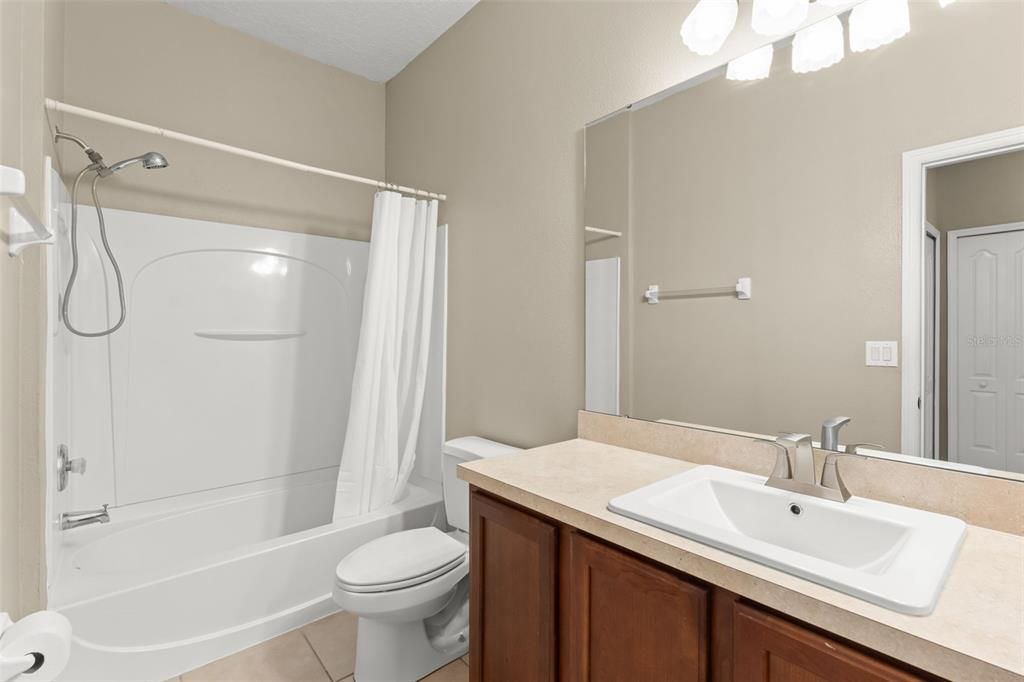 For Sale: $275,000 (3 beds, 2 baths, 1530 Square Feet)