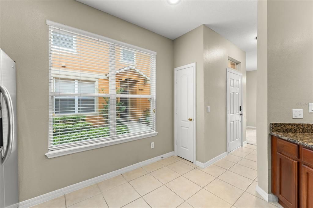 For Sale: $275,000 (3 beds, 2 baths, 1530 Square Feet)