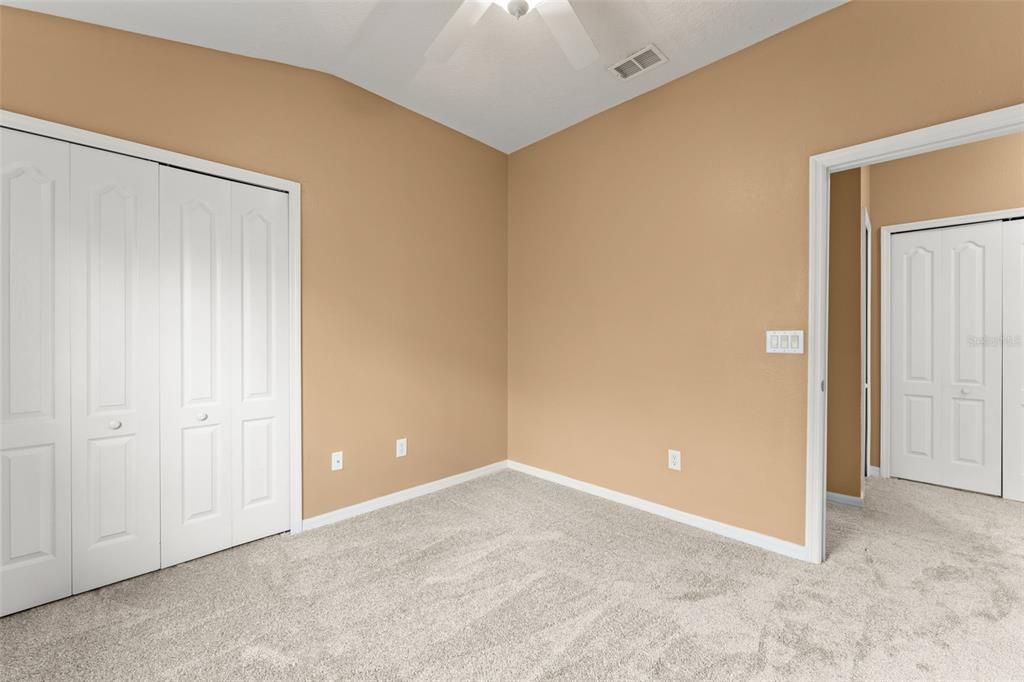 For Sale: $275,000 (3 beds, 2 baths, 1530 Square Feet)