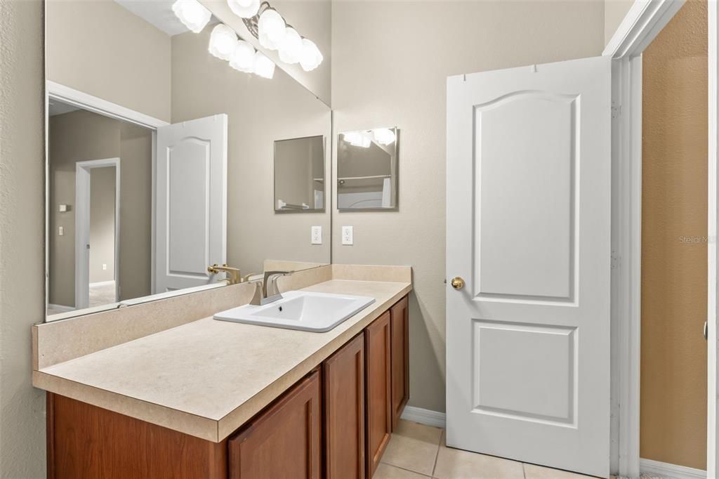 For Sale: $275,000 (3 beds, 2 baths, 1530 Square Feet)