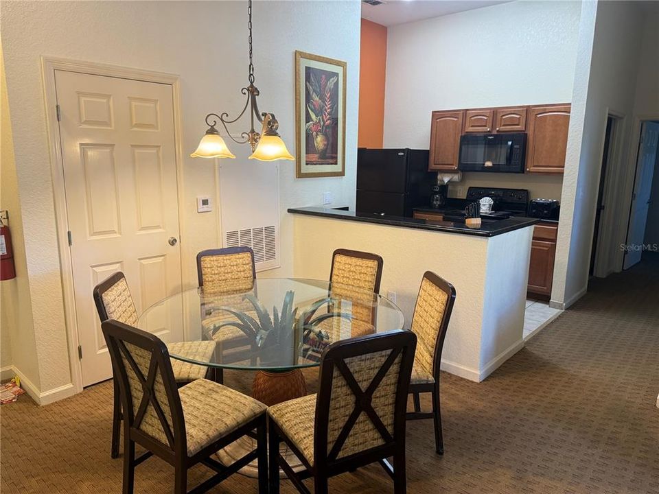 En Venta: $189,900 (3 camas, 2 baños, 1231 Pies cuadrados)