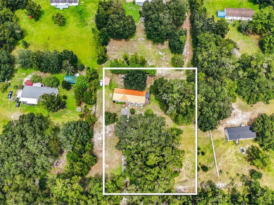 На продажу: $280,000 (4 спален, 2 ванн, 2356 Квадратных фут)