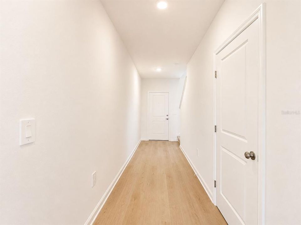 For Rent: $2,250 (5 beds, 2 baths, 2112 Square Feet)