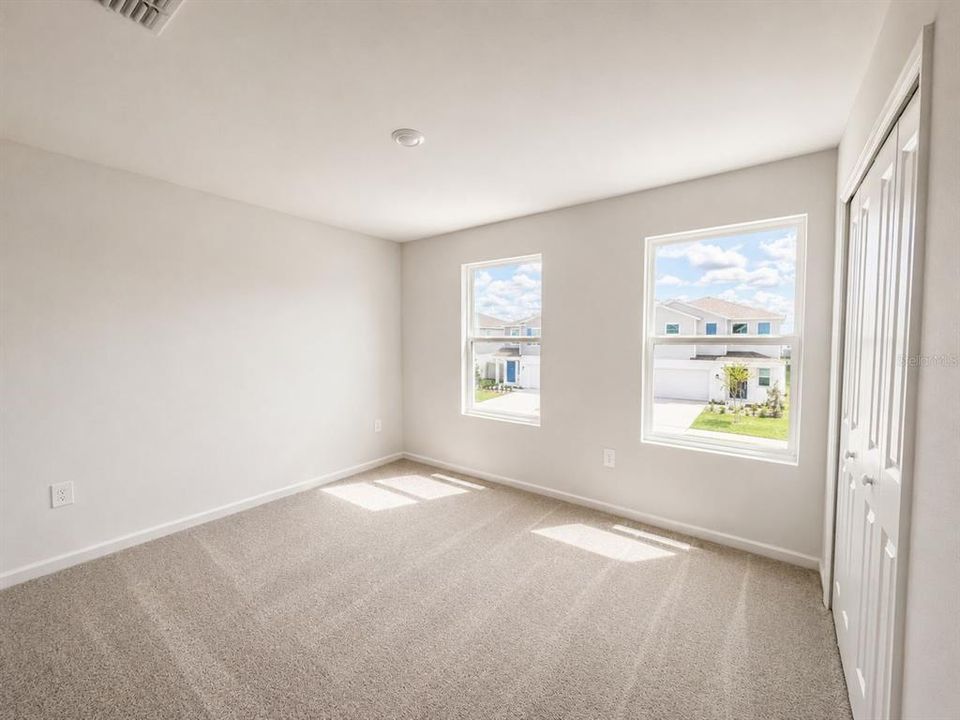 For Rent: $2,250 (5 beds, 2 baths, 2112 Square Feet)