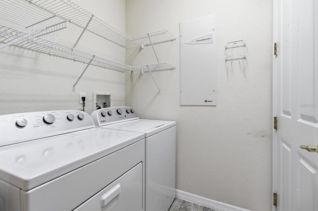 For Sale: $214,900 (2 beds, 2 baths, 1697 Square Feet)