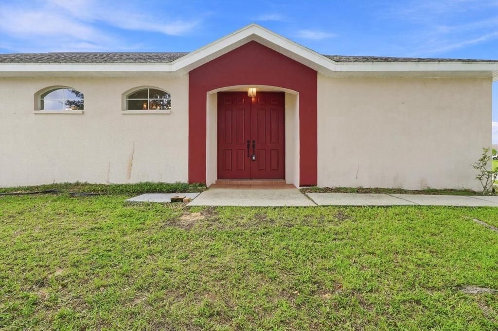 For Sale: $214,900 (2 beds, 2 baths, 1697 Square Feet)
