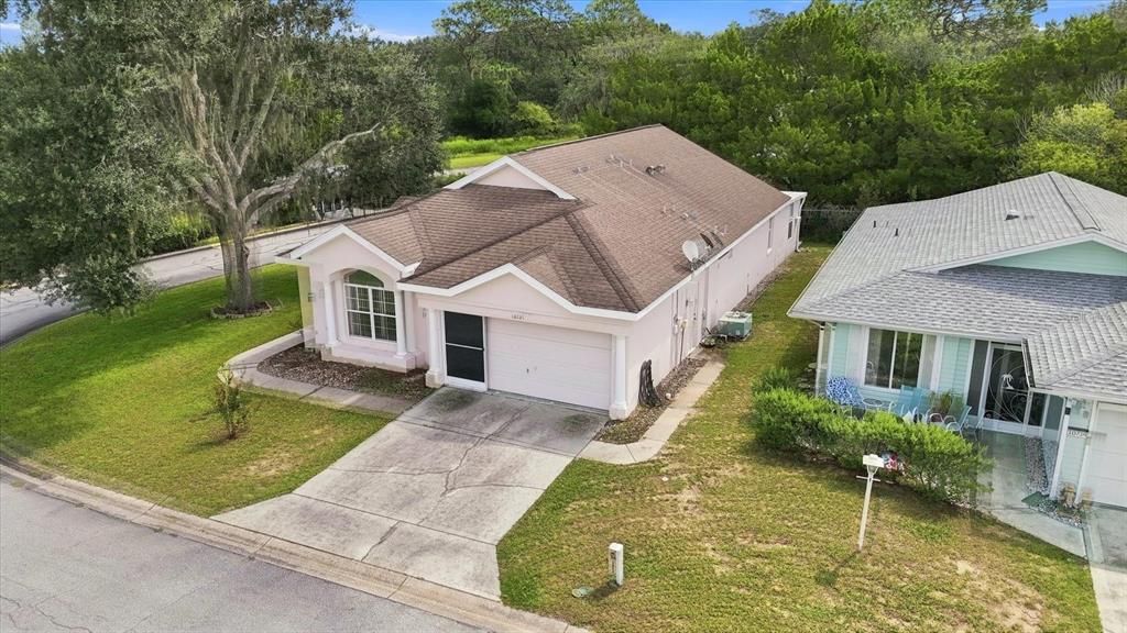 For Sale: $214,900 (2 beds, 2 baths, 1697 Square Feet)