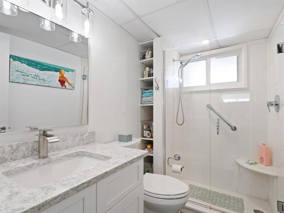 En Venta: $399,000 (2 camas, 2 baños, 1007 Pies cuadrados)