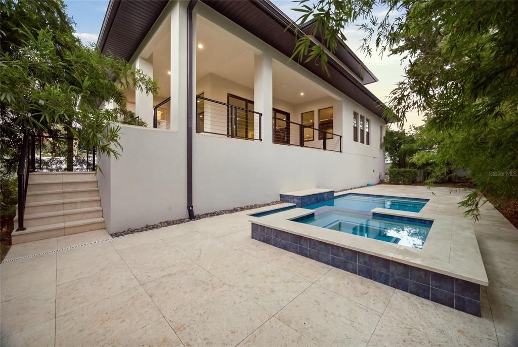 For Sale: $2,500,000 (5 beds, 6 baths, 4820 Square Feet)