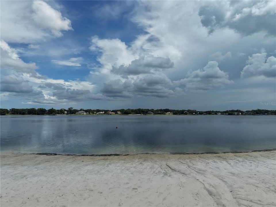 En Venta: $339,000 (3 camas, 2 baños, 1602 Pies cuadrados)