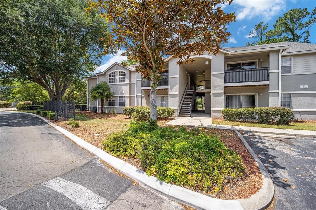 For Rent: $1,600 (3 beds, 3 baths, 1198 Square Feet)