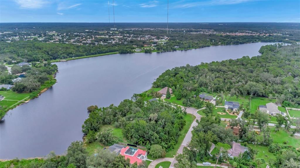 待售: $70,000 (0.82 acres)