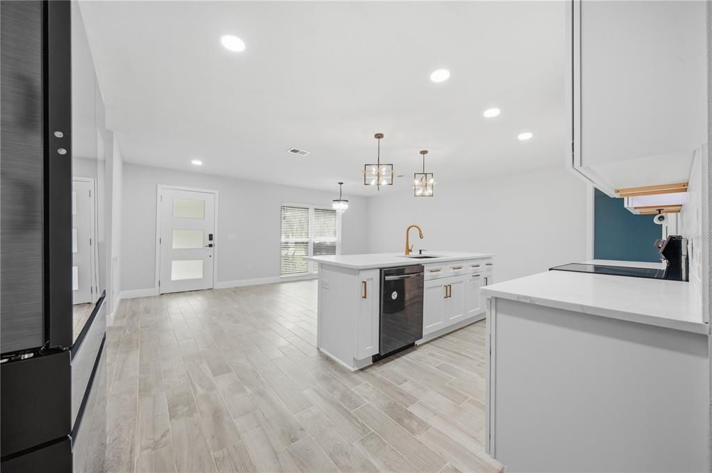 En Venta: $564,900 (3 camas, 2 baños, 1446 Pies cuadrados)