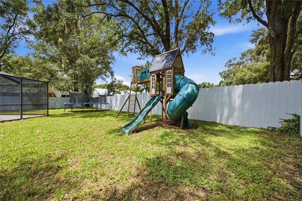 En Venta: $564,900 (3 camas, 2 baños, 1446 Pies cuadrados)
