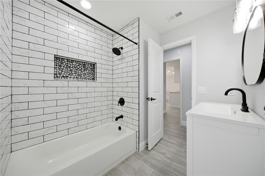 En Venta: $564,900 (3 camas, 2 baños, 1446 Pies cuadrados)