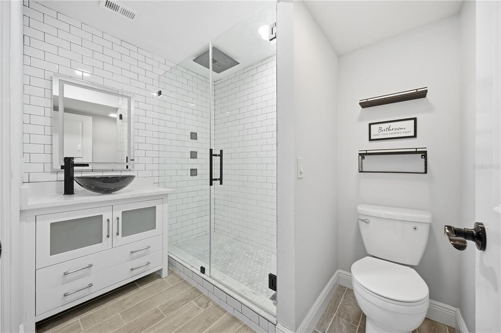 En Venta: $564,900 (3 camas, 2 baños, 1446 Pies cuadrados)