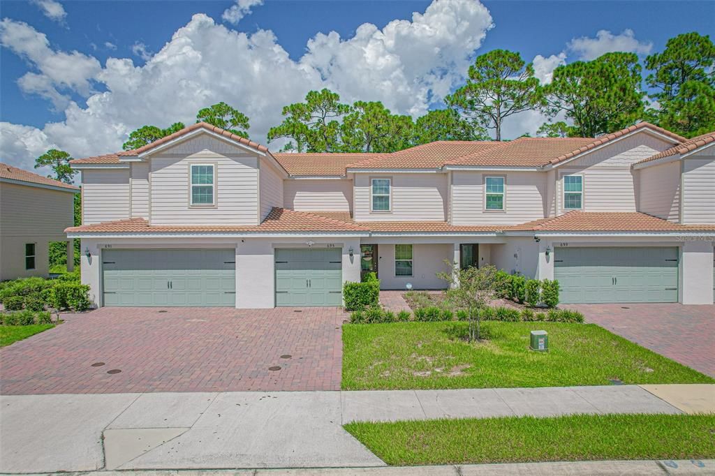 For Rent: $1,700 (2 beds, 2 baths, 1445 Square Feet)