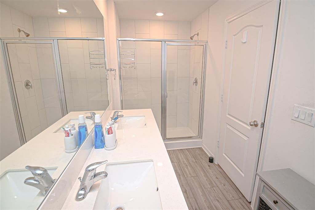 For Rent: $1,700 (2 beds, 2 baths, 1445 Square Feet)