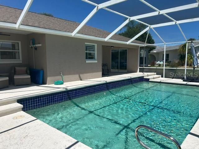 En Venta: $659,000 (3 camas, 2 baños, 1409 Pies cuadrados)