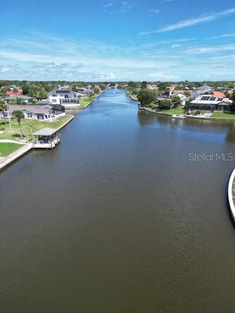 En Venta: $659,000 (3 camas, 2 baños, 1409 Pies cuadrados)