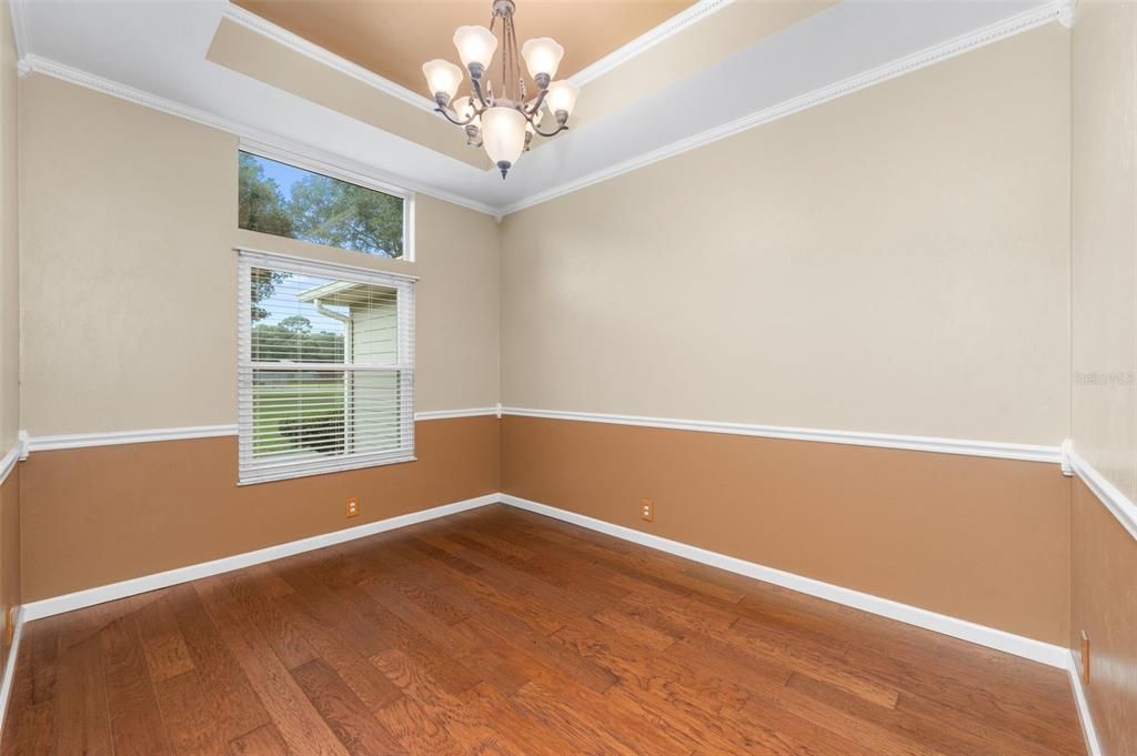 For Sale: $439,900 (4 beds, 2 baths, 1732 Square Feet)