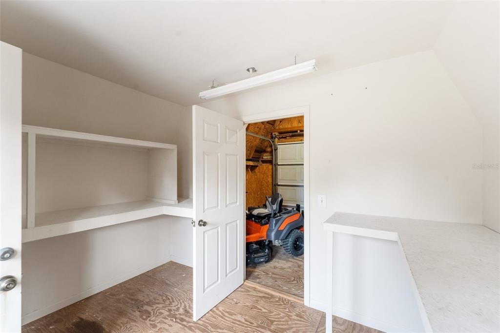For Sale: $439,900 (4 beds, 2 baths, 1732 Square Feet)