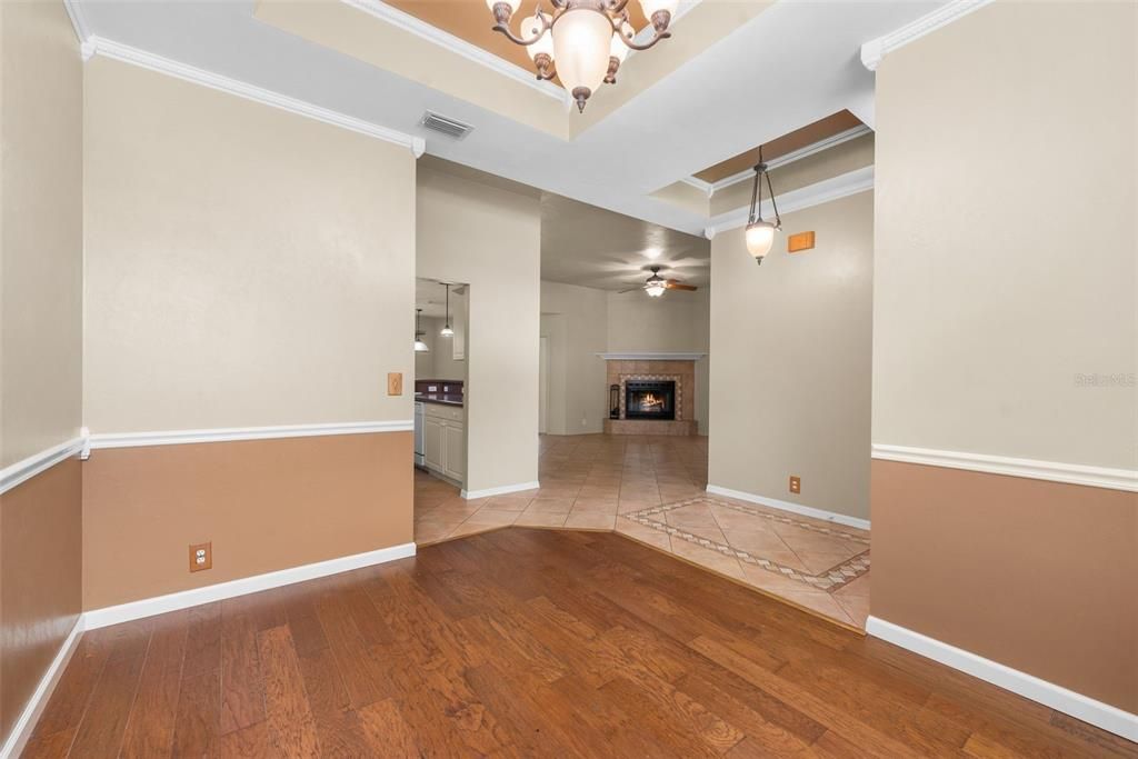 For Sale: $439,900 (4 beds, 2 baths, 1732 Square Feet)