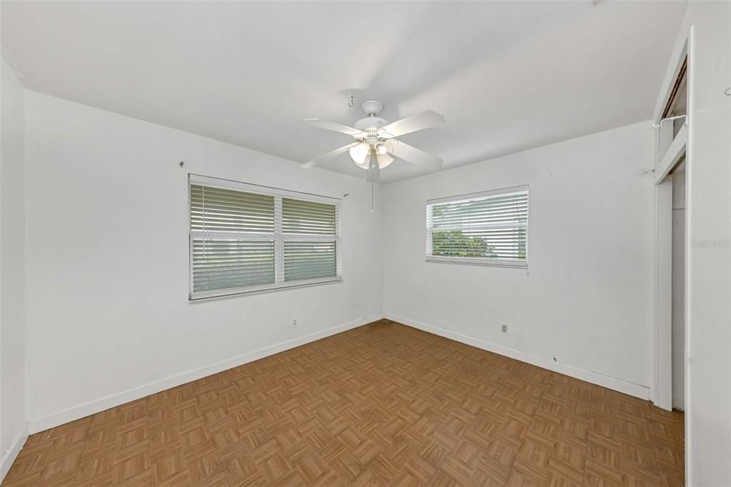 En Venta: $300,000 (2 camas, 1 baños, 1008 Pies cuadrados)