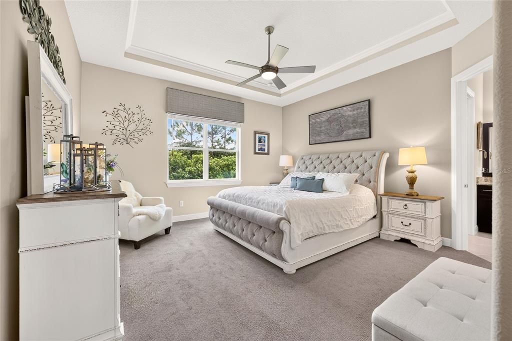 For Sale: $435,000 (3 beds, 2 baths, 1976 Square Feet)