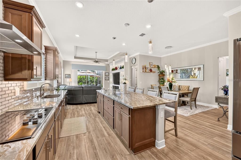 For Sale: $435,000 (3 beds, 2 baths, 1976 Square Feet)