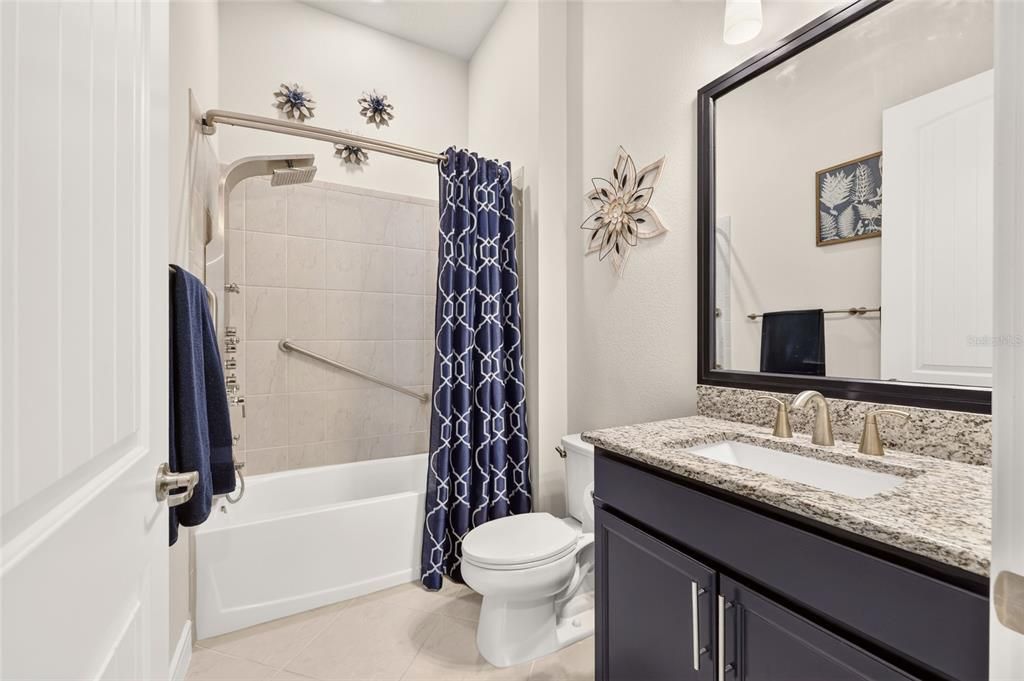 For Sale: $435,000 (3 beds, 2 baths, 1976 Square Feet)