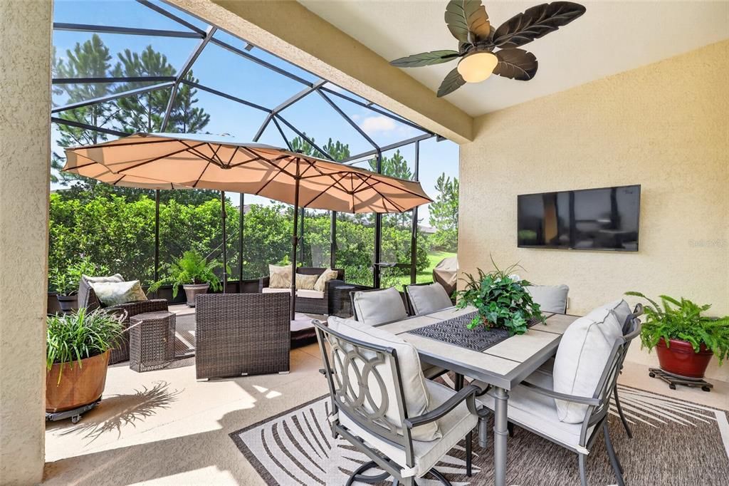 For Sale: $435,000 (3 beds, 2 baths, 1976 Square Feet)