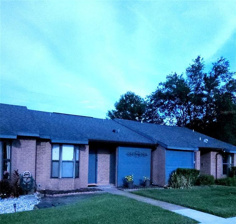 For Sale: $189,000 (1 beds, 1 baths, 709 Square Feet)