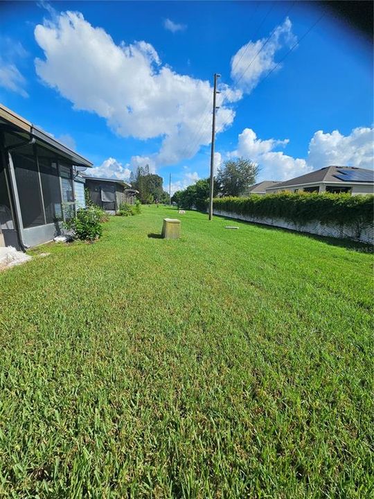 For Sale: $189,000 (1 beds, 1 baths, 709 Square Feet)