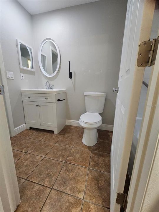 For Sale: $189,000 (1 beds, 1 baths, 709 Square Feet)