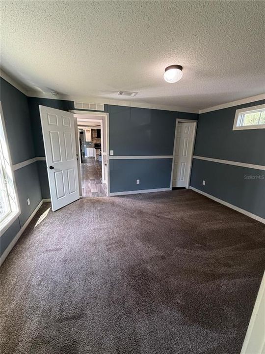 For Sale: $249,900 (3 beds, 2 baths, 1152 Square Feet)