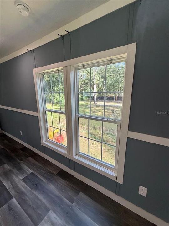 For Sale: $249,900 (3 beds, 2 baths, 1152 Square Feet)