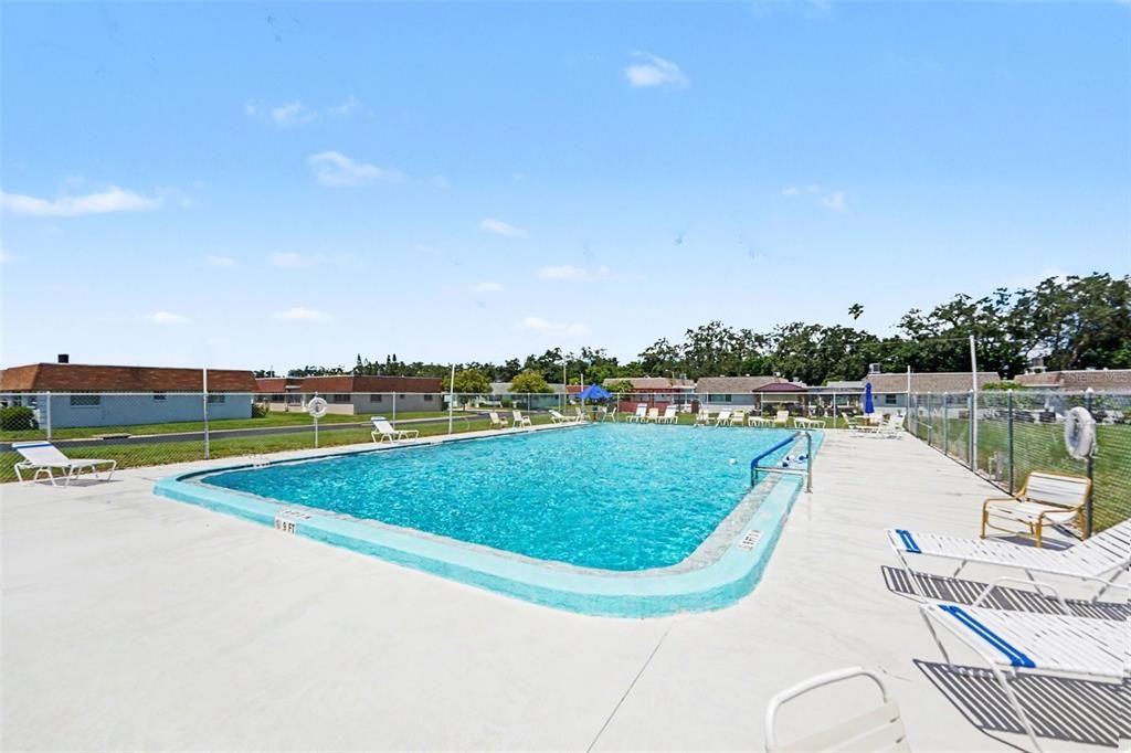 For Sale: $110,000 (2 beds, 2 baths, 1109 Square Feet)
