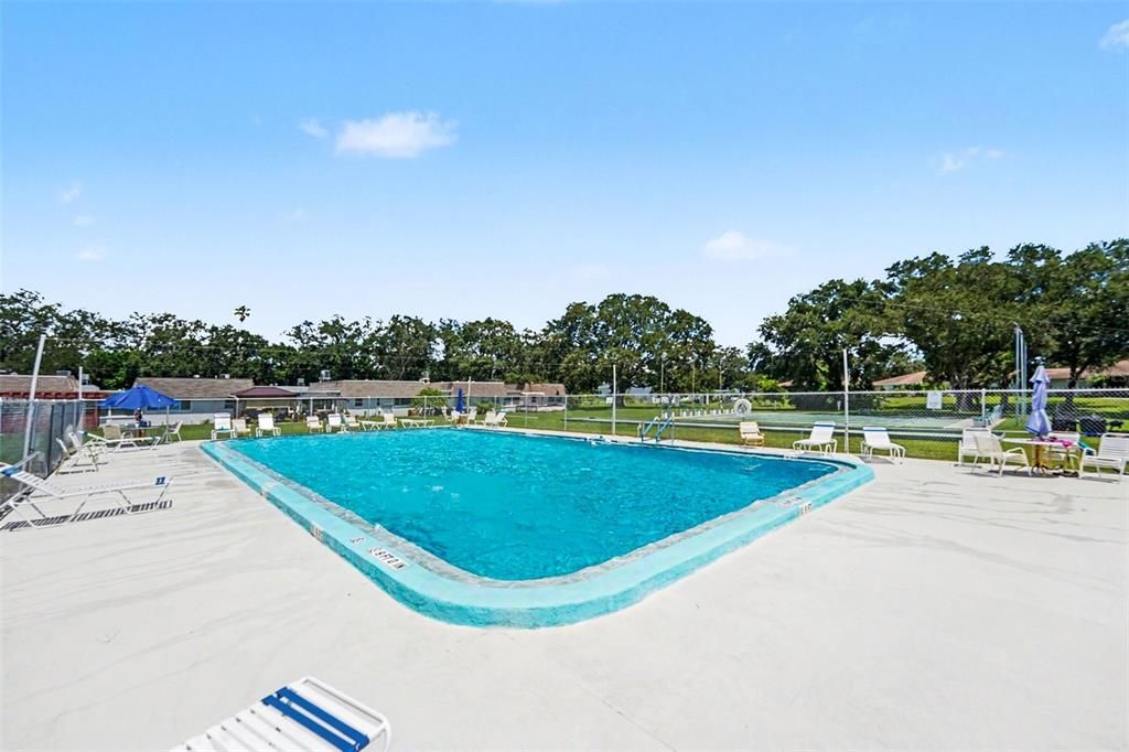 For Sale: $110,000 (2 beds, 2 baths, 1109 Square Feet)