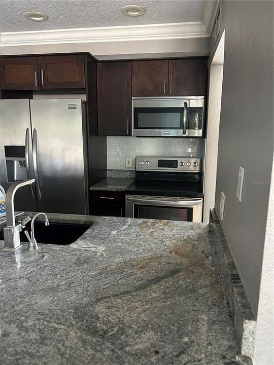 В аренду: $1,325 (1 спален, 1 ванн, 690 Квадратных фут)