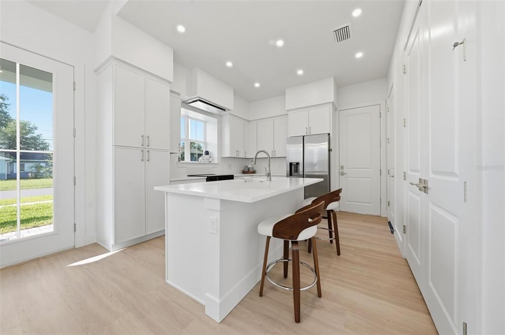 En Venta: $639,000 (3 camas, 2 baños, 1458 Pies cuadrados)