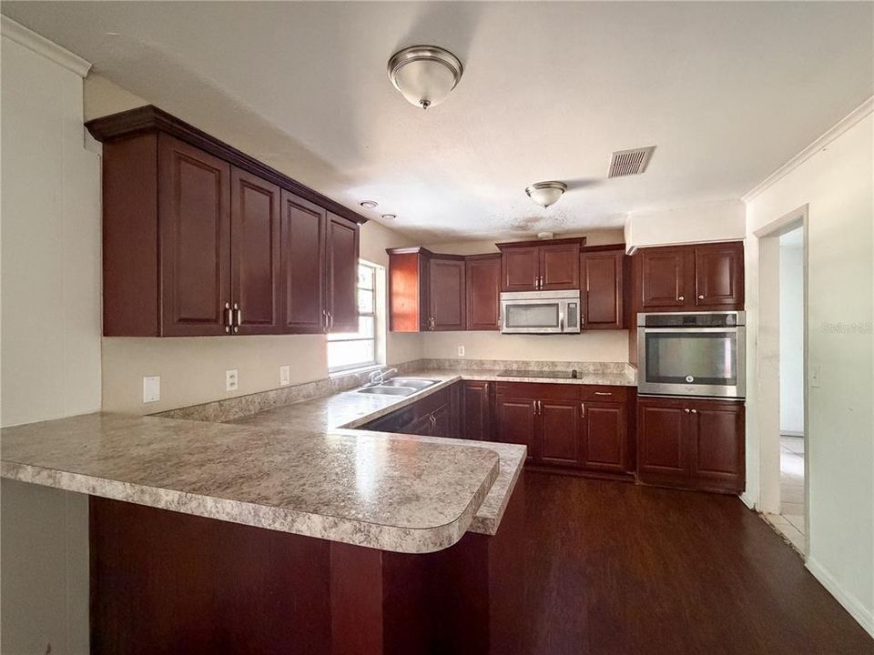 En Venta: $175,000 (4 camas, 3 baños, 2014 Pies cuadrados)