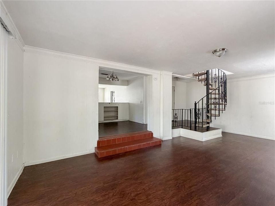 En Venta: $175,000 (4 camas, 3 baños, 2014 Pies cuadrados)