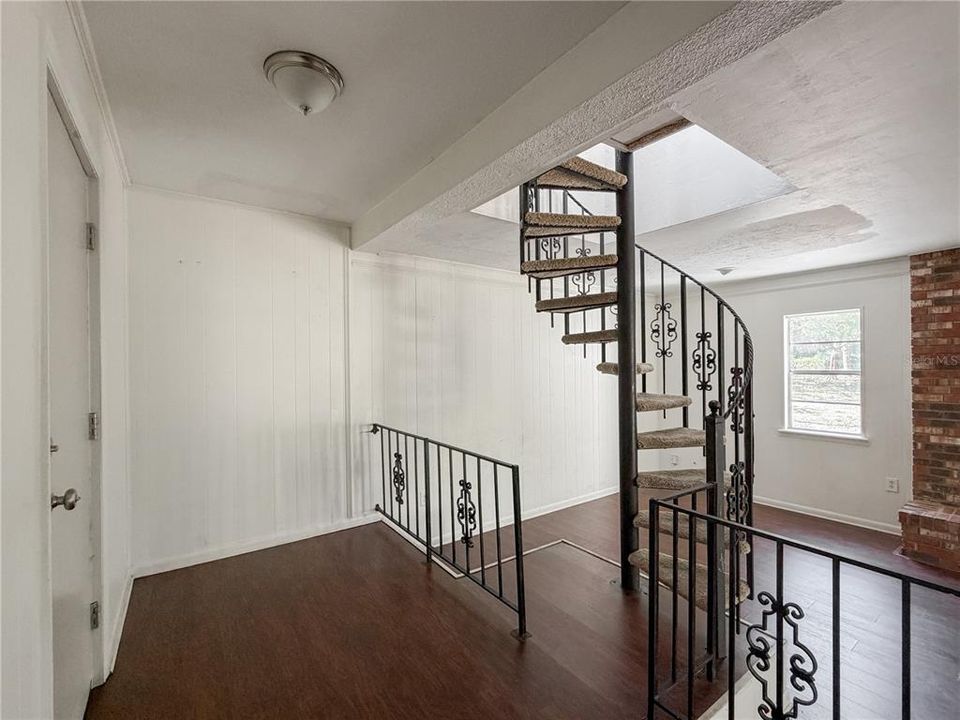 En Venta: $175,000 (4 camas, 3 baños, 2014 Pies cuadrados)