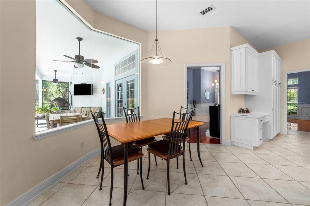 For Sale: $949,900 (5 beds, 3 baths, 3470 Square Feet)
